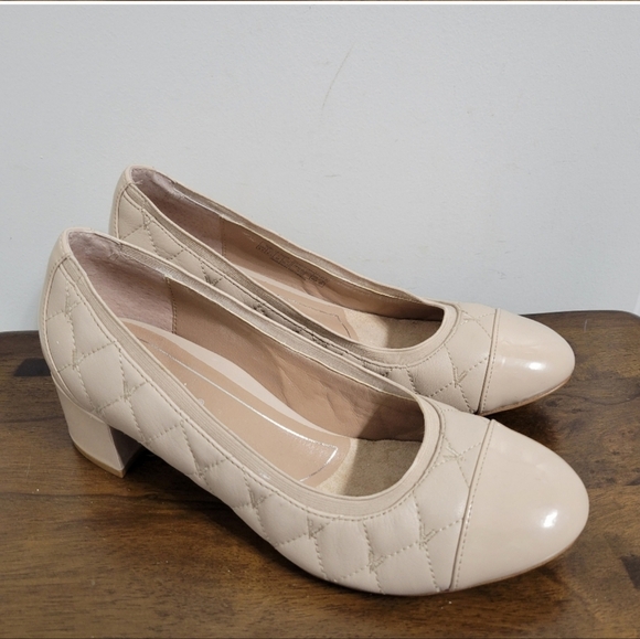 Vionic Olympia Block Heel Leather/Patent Leather Beige Nude NWOB - Picture 2 of 10